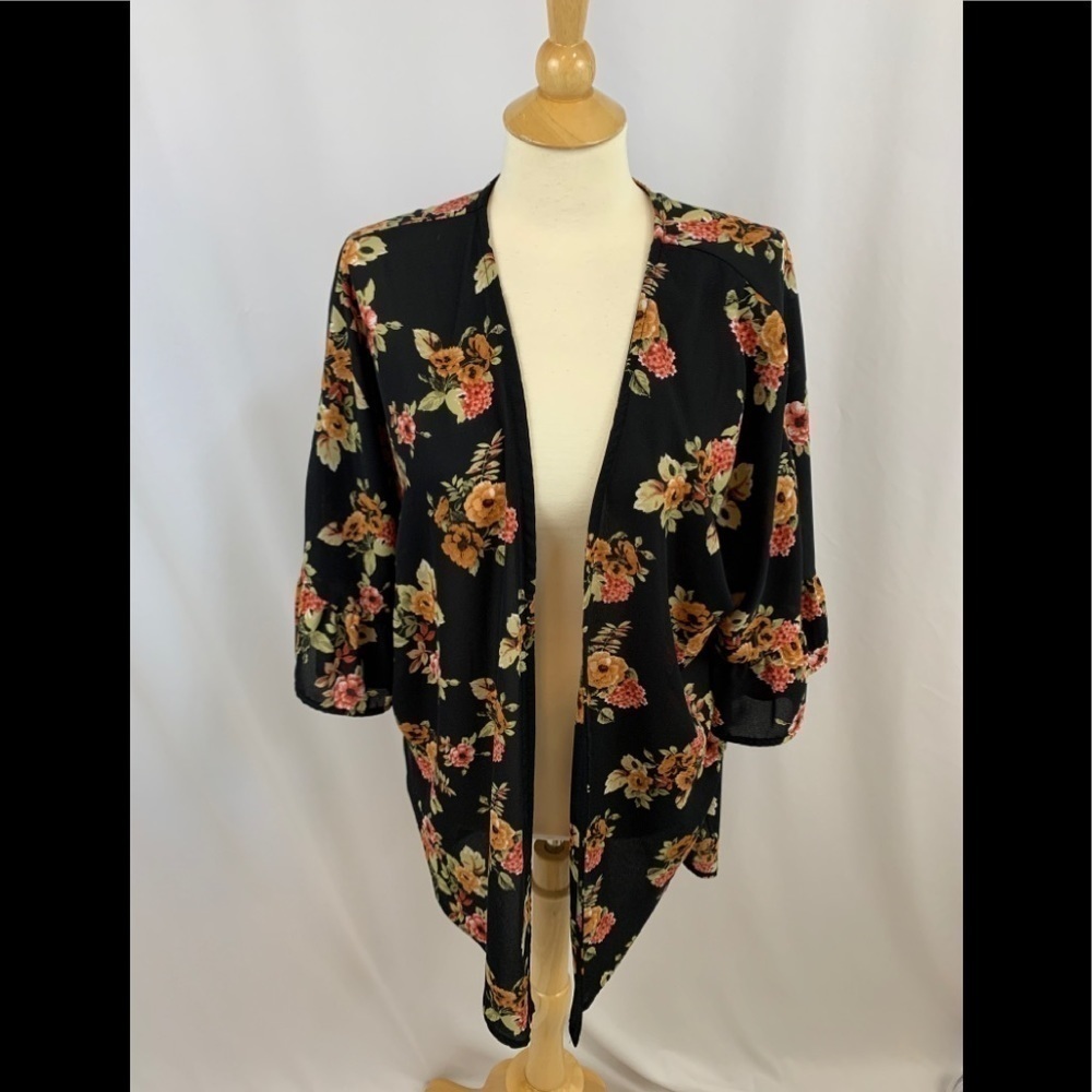 Vintage‎ Jody California Black Floral Kimono Robe Cover Up